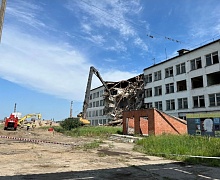 На территории Усольехимпрома продолжаются демонтажные работы 