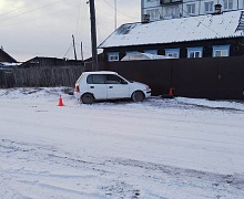 В Усольском районе автоинспекторы проводят проверку по факту наезда иномарки на несовершеннолетних пешеходов