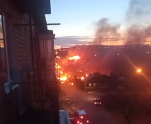 Самолет упал на двухэтажный дом в Иркутске