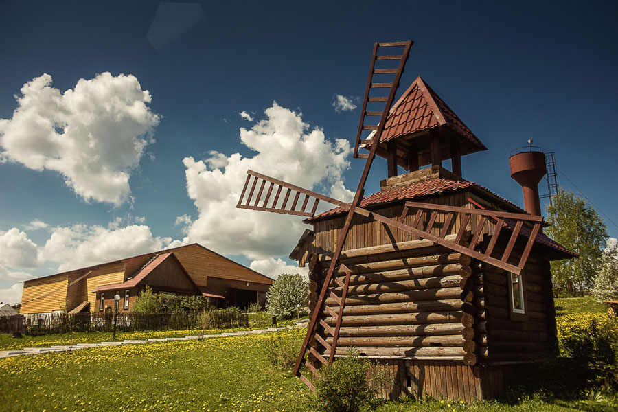 Главная слобода. Спасская Слобода Усольский район. Спасская Слобода Ярославль. Спасская Слобода Усолье Сибирское. Деревня Тыгыдым Коприно.