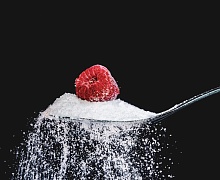 Врач рассказала, сколько ложек сахара в день не повредит здоровью