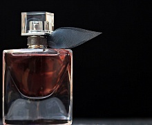 Как отличить поддельный парфюм от оригинала: инструкция