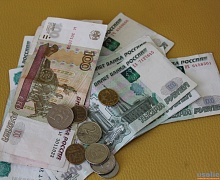 В Иркутской области в феврале на 1,2 процента снизилась средняя зарплата