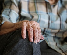 В Усолье 79-летний пенсионер отсудил у управляющей компании 100 тысяч за гололед на крыльце