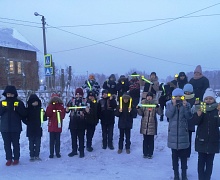 Школьники Усолья-Сибирского приняли участие в профилактической акции «Засветись, Усолье!»