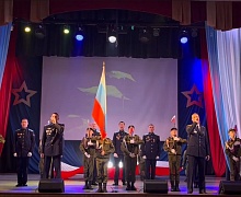 Усольские кадеты станцевали вальс на ежегодном балу в Ангарске