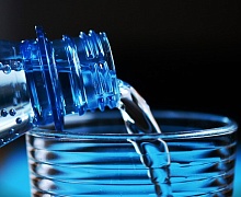 Биолог поставил точку в споре о полезности питьевой и фильтрованной воды