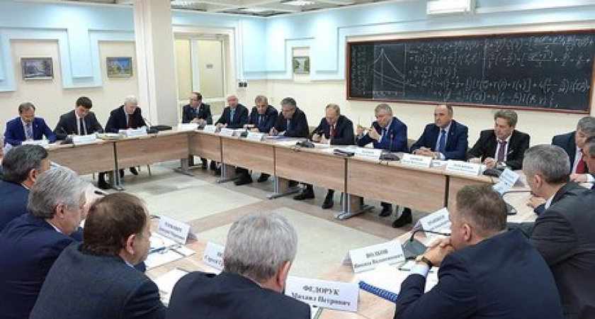 Фото к статье: Владимир Путин одобрил проект онлайн-мониторинга Байкала