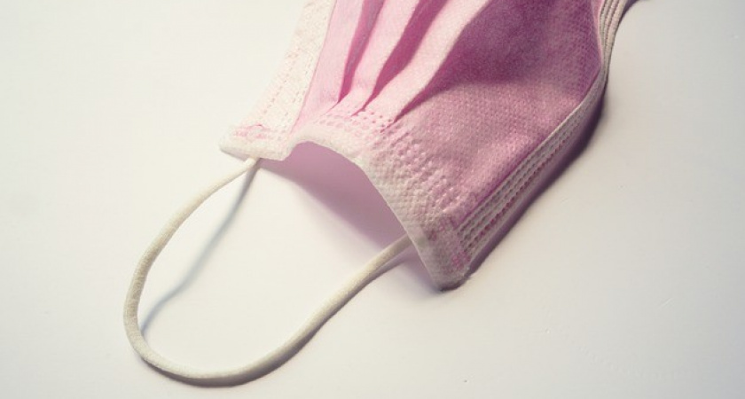 Можно ли отличить коронавирусный насморк от ОРВИ: ответ врача