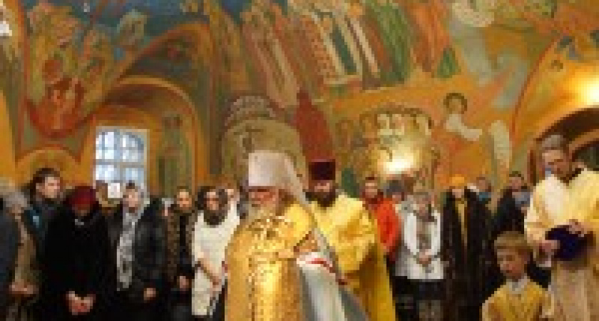 Православные жители Иркутской области празднуют Рождество Христово 