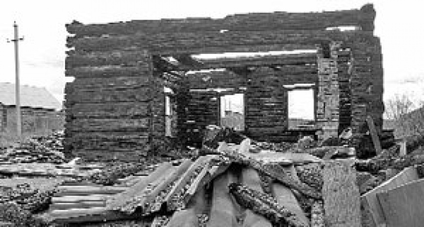 В Усольском районе собирают деньги в помощь двум семьям погорельцев с приемными детьми