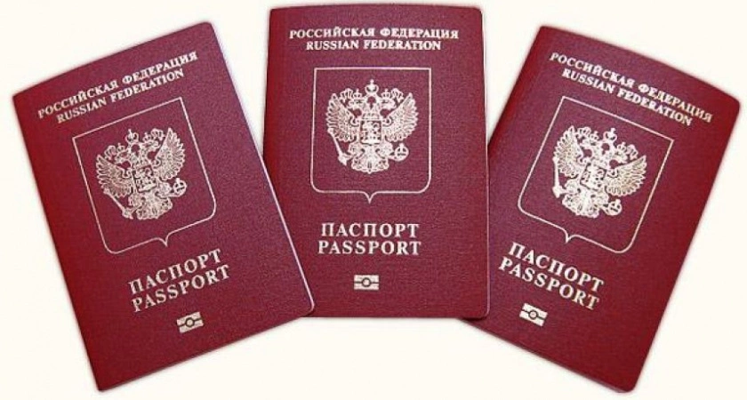 Фото к статье: Жители Иркутской области смогут оформить загранпаспорт для ребенка за день 
