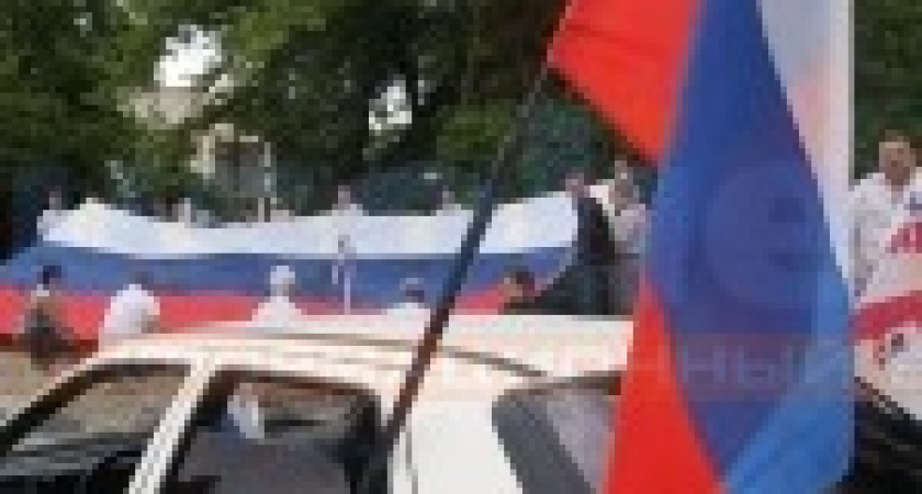 Участники автопробега «День флага России» посетят крупные города Приангарья