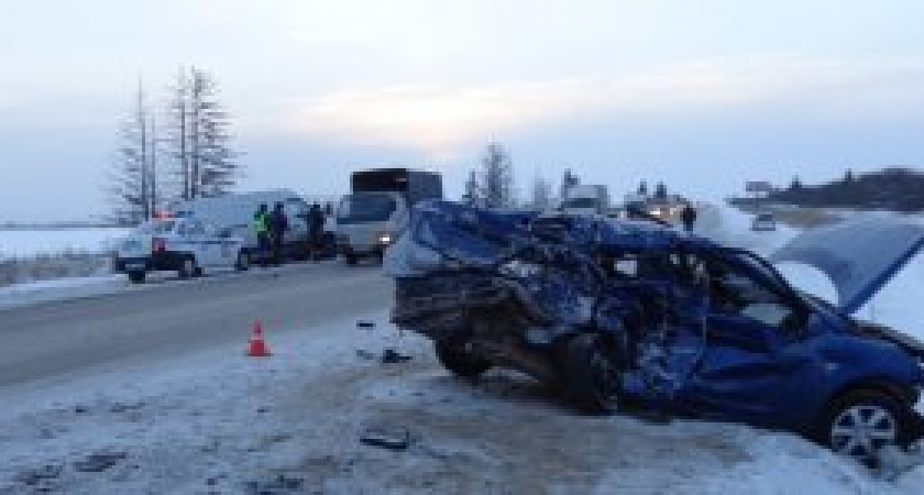 В Усольском районе попали в аварию шесть автомобилей