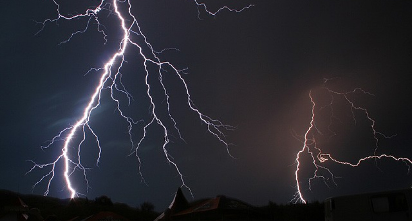 В Бурятии мужчину убило разрядом молнии