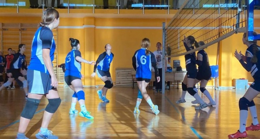 Прошёл второй тур чемпионата Иркутской области по волейболу