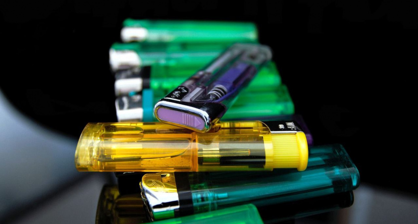 Детям могут запретить приобретать зажигалки и спички