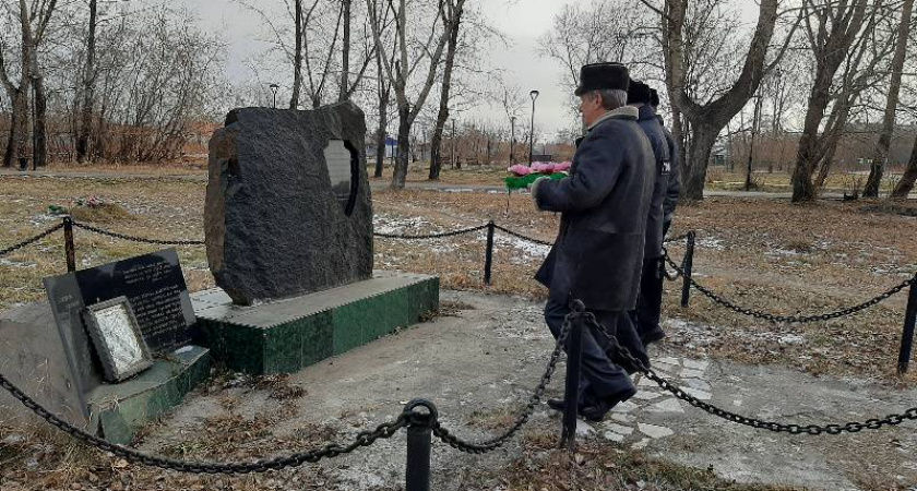 В День сотрудника органов внутренних дел усольские полицейские почтили память погибших коллег