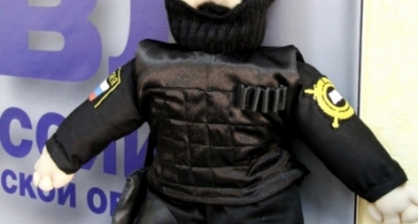 Жители Усольского района продолжают присылать игрушки на конкурс «Полицейский дядя Степа»