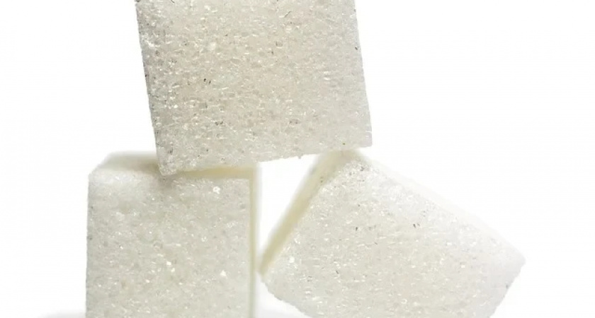 Диетолог Наталья Карамнова назвала сахар вредным для здоровья и красоты женщин продуктом