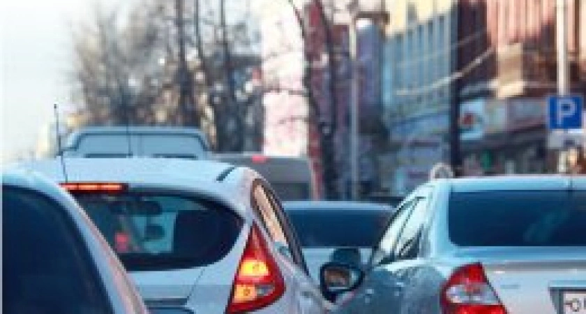 Фото к статье: Под парами. Обеспеченность жителей Приангарья автомобилями увеличилась на 17%