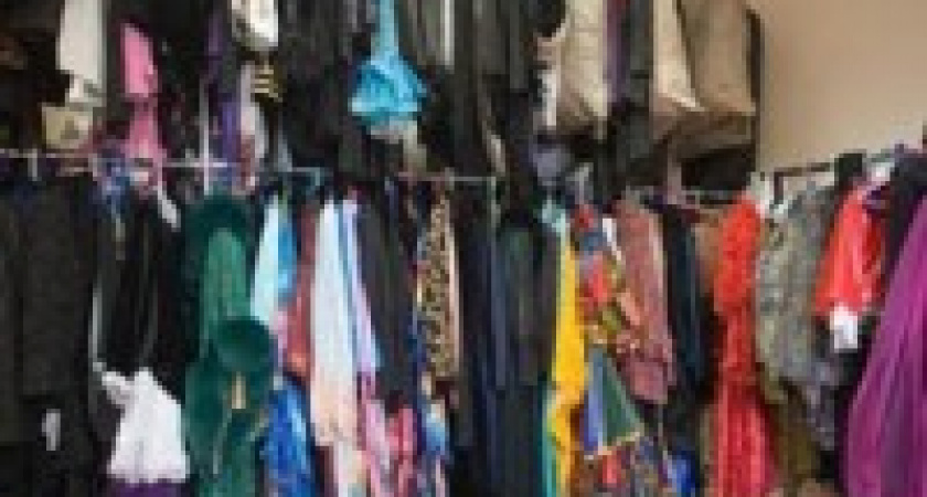 Бизнес-леди отдала полумиллионный долг блузами и туфлями