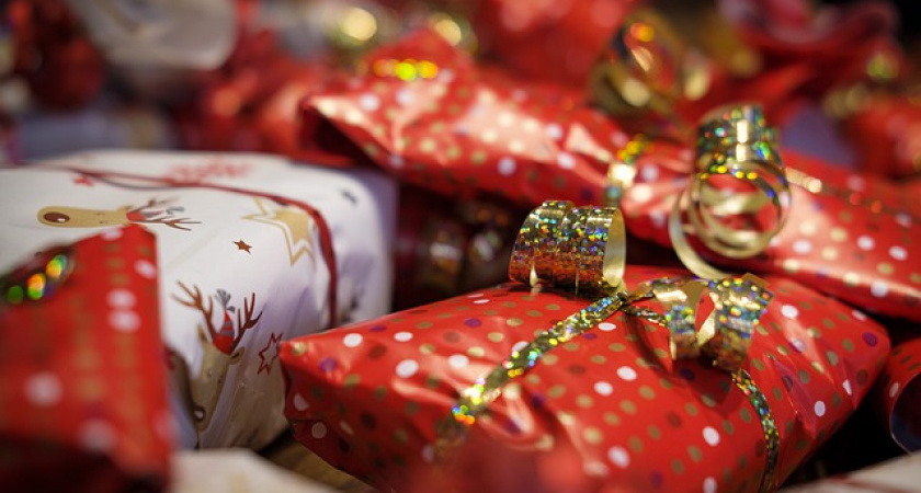 Несколько категорий усольских детей могут получить новогодние подарки в Управлении социальной защиты 