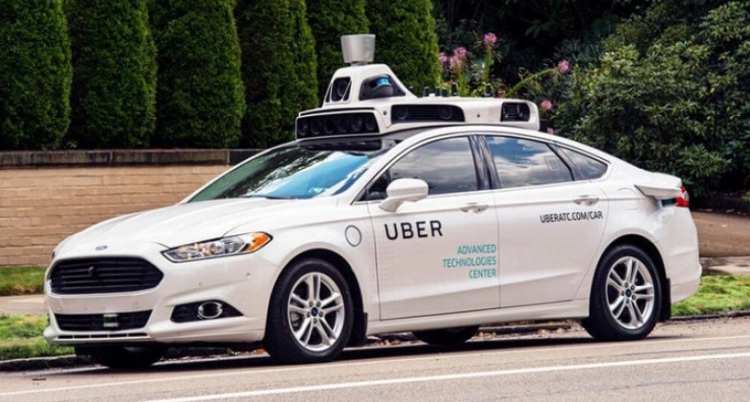 Фото к статье: Беспилотник от Uber насмерть сбил велосипедистку