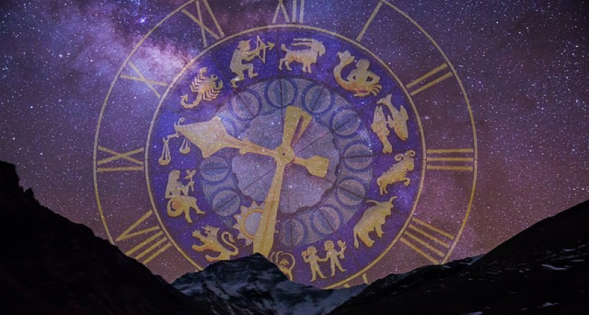 Астрологи назвали два знака восточного гороскопа, представители которых разбогатеют в 2022 году