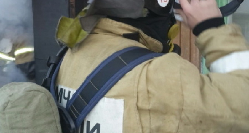 Частный жилой дом загорелся в Усолье-Сибирском 