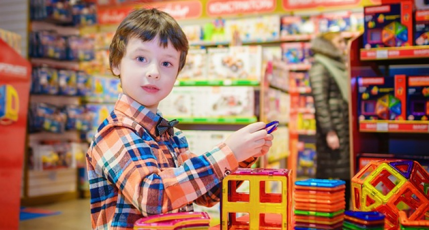 Несовершеннолетние могут посещать торгово-развлекательные центры только в сопровождении родителей