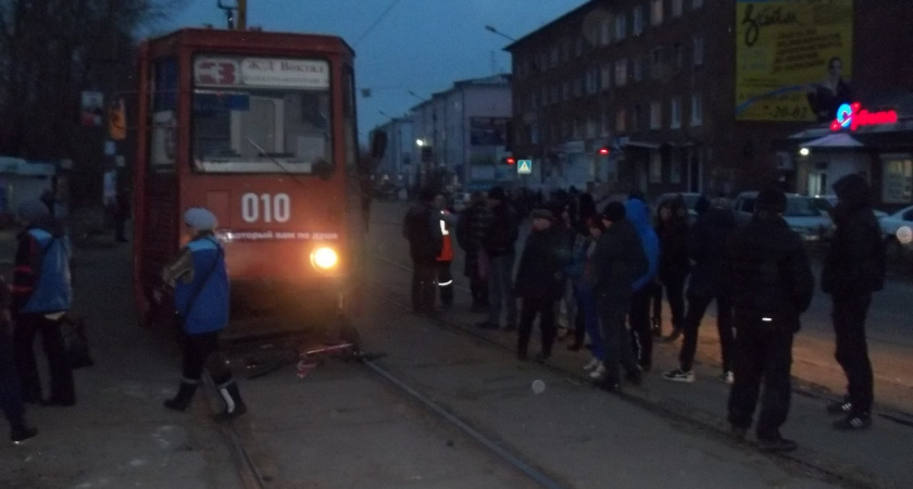 Полиция ищет свидетелей ДТП с участием трамвая и велосипедиста