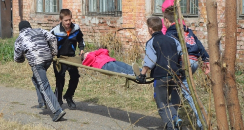 Фото к статье: Военно-спортивная эстафета в честь 70-летия победы