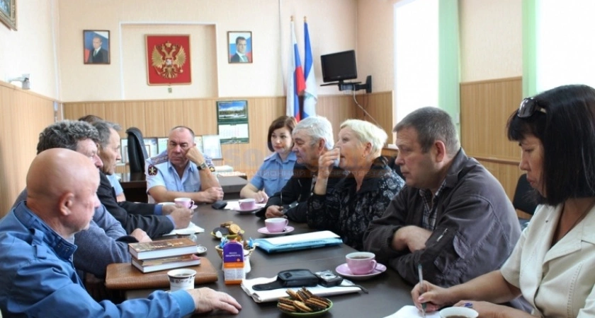 Фото к статье: Начальник усольской полиции встретился с ветеранами органов внутренних дел