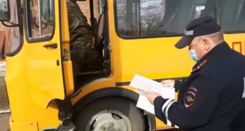 В Усолье-Сибирском госавтоинспекторы выявляют нарушения в сфере пассажирских перевозок