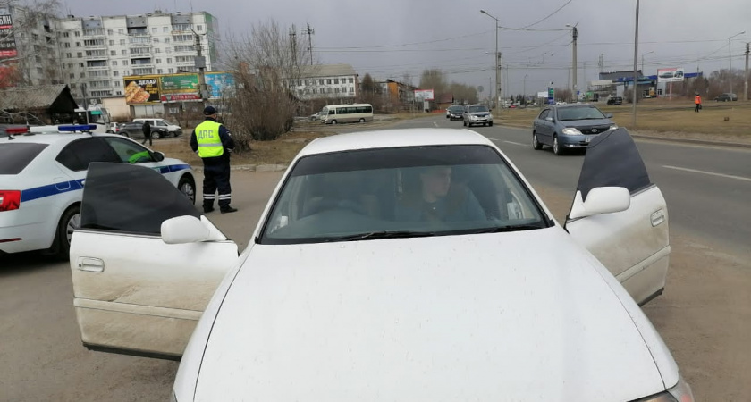 Автоинспекторы привлекли к ответственности 29 водителей за нарушение по тонировке стекол
