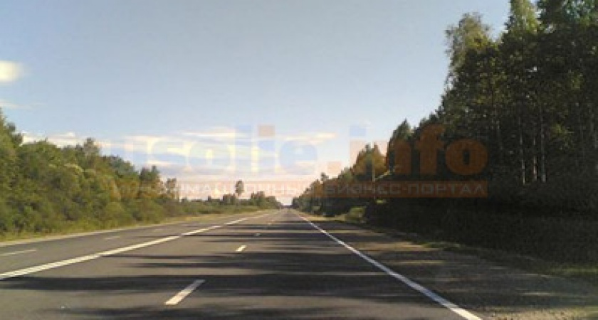 В Усольском районе под колёса автомобиля попал 16-летний подросток
