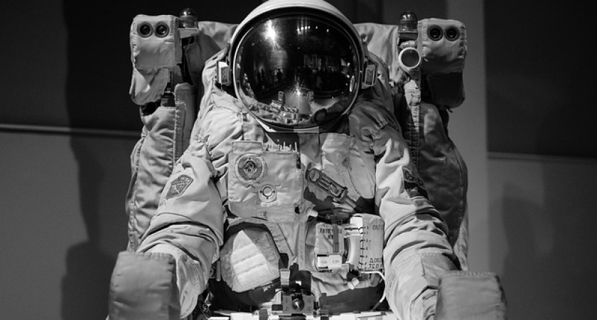 Рогозин назвал опасным прецедентом отказ США выдать визу российскому космонавту