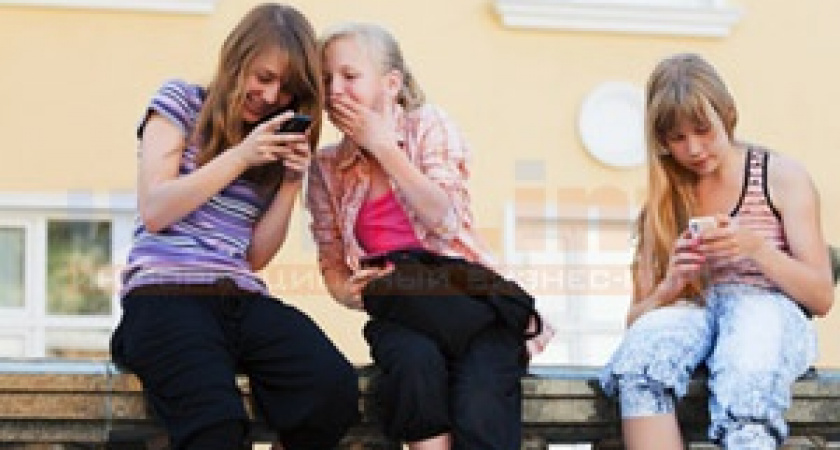 Телефоны отбирают, как конфетки…