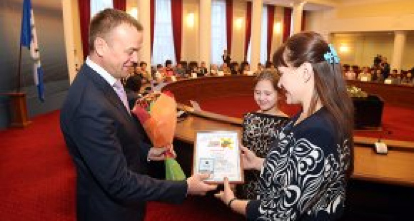 Опора нации. В Иркутске чествовали победителей конкурса «Почетная семья»