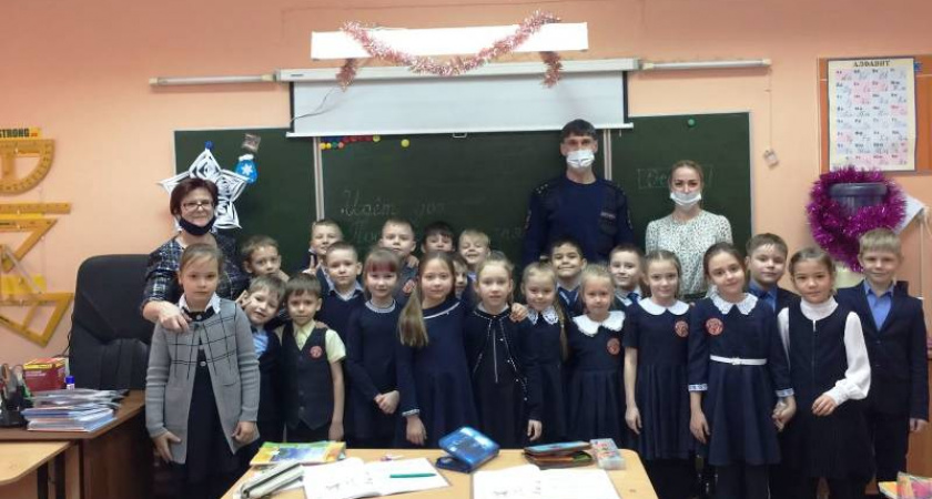 В преддверии новогодних каникул усольским школьникам напомнили о ПДД