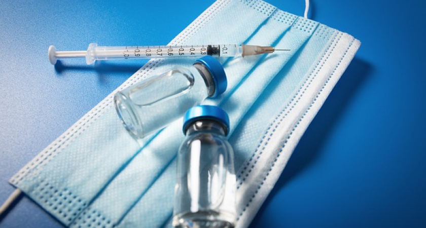 Путин поручил обеспечить россиян двумя оплачиваемыми выходными за вакцинацию от COVID-19