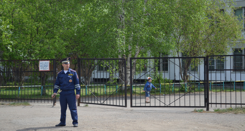 Полиция Иркутской области призывает граждан обратить внимание на безопасность собственного жилья в период летних отпусков