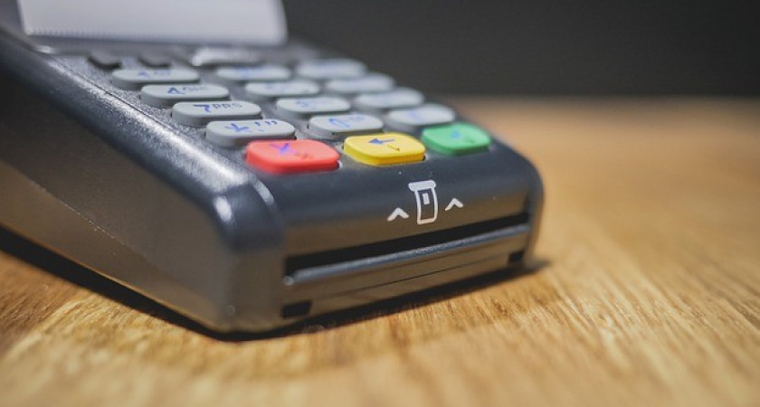 Популярная денежная система прекращает осуществлять переводы по России