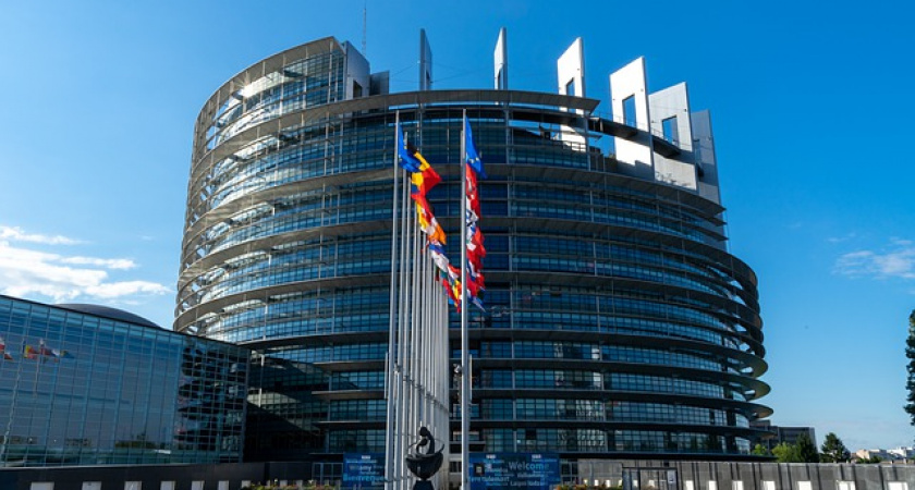 Евросоюз вновь продлил санкции против России