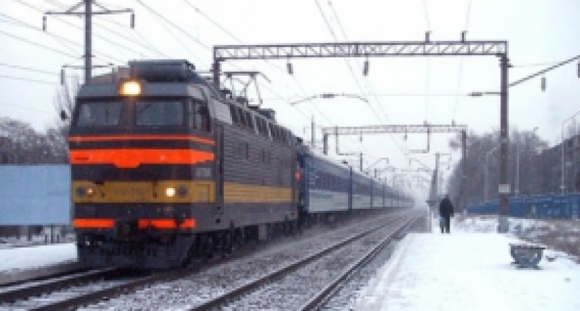 Усольчанка бросилась под поезд