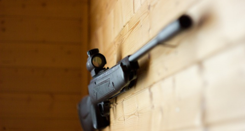 Шестиклассник открыл стрельбу в школе в поселке Сарс Пермского края