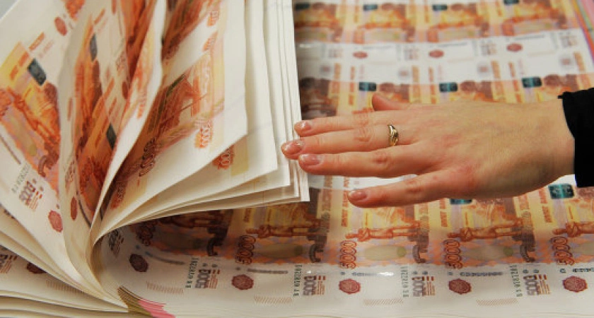 Фото к статье: В России задумались об изменении дизайна рублей