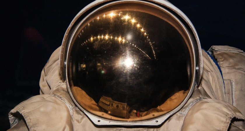 NASA собирается отправить женщин на Луну