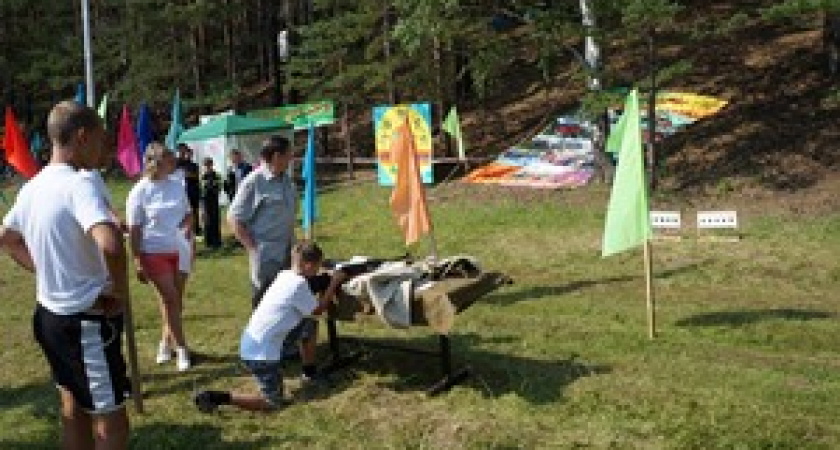 Взрослым отдыхать некогда